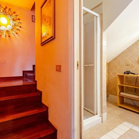 Appartamento Terrazza Privata-a 2 Passi Dal Mare- Versilia Royal