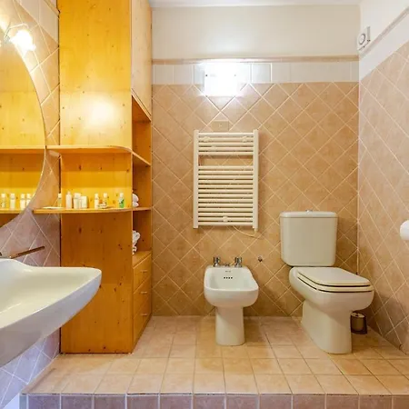 Terrazza Privata-a 2 Passi Dal Mare- Versilia Royal Viareggio