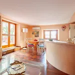 Daire Terrazza Privata-a 2 Passi Dal Mare- 