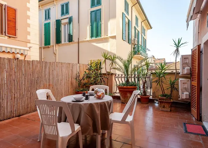 Διαμέρισμα Terrazza Privata-a 2 Passi Dal Mare- 